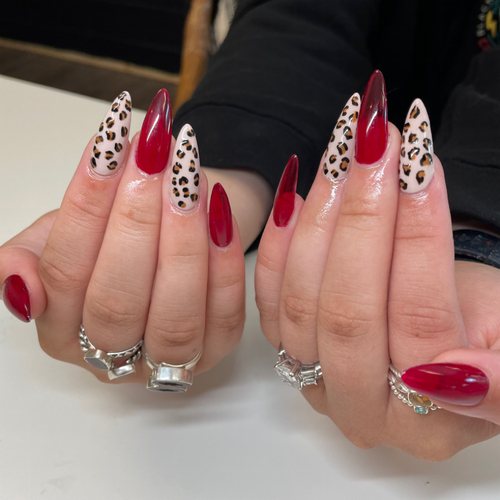 Long gel extensions with level 1 art